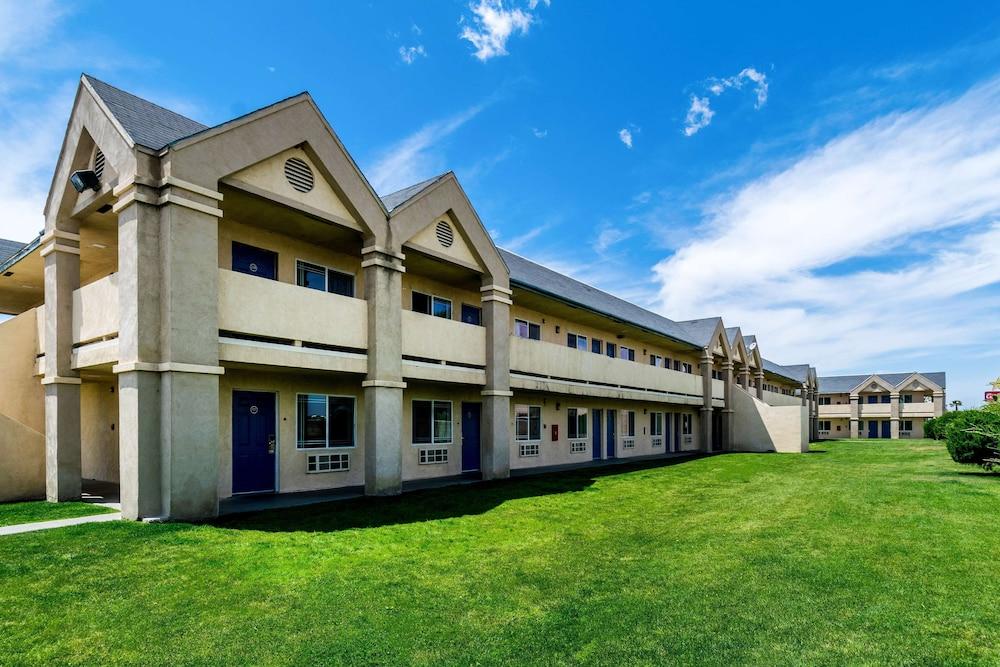 Motel 6-Buttonwillow, Ca Central מראה חיצוני תמונה