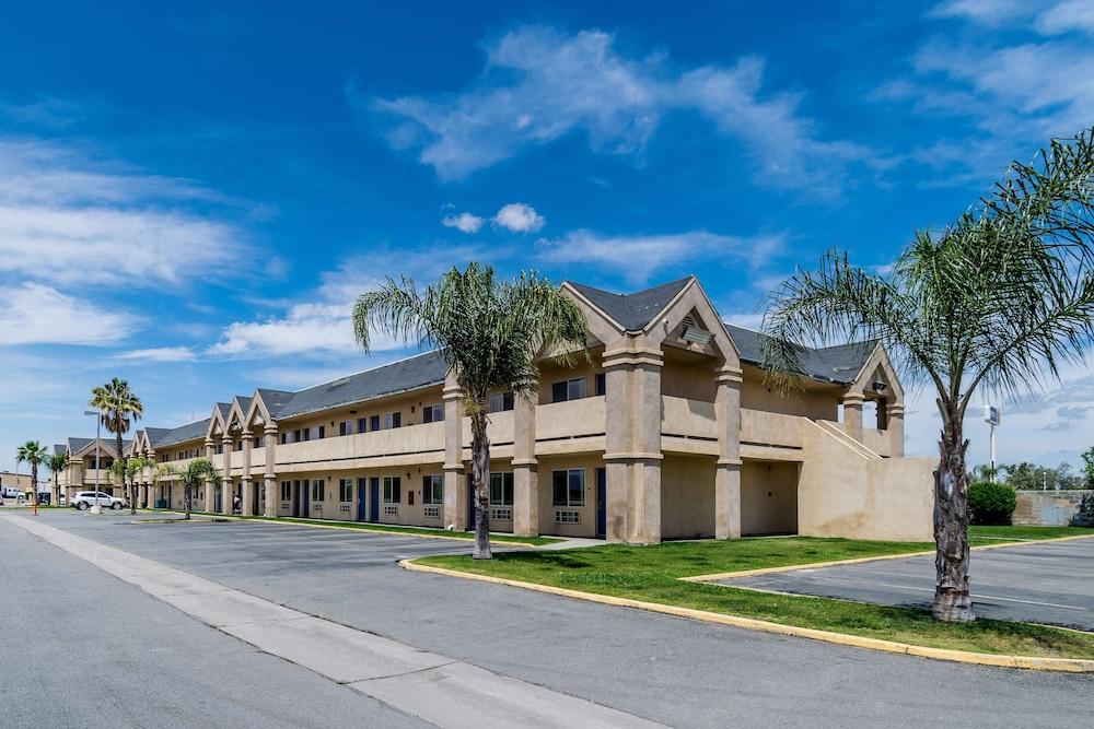 Motel 6-Buttonwillow, Ca Central מראה חיצוני תמונה